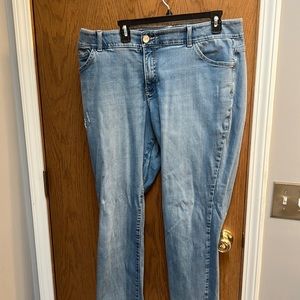 Lee plus size stretchy blue jeans